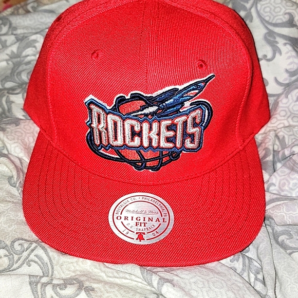 Mitchell & Ness Other - Rockets basket ball hat
